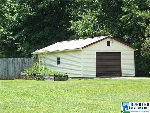 2nd image of 323 Valley Dr N