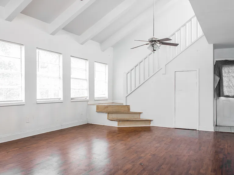 60309 W Spruce Ln — Photo 2