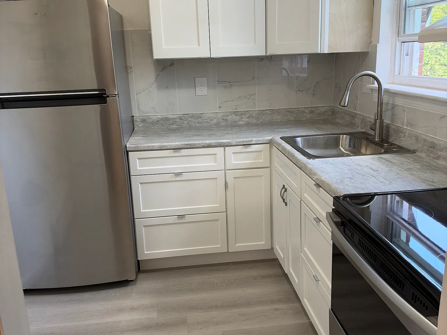 503 New Britain Ave — Photo 1