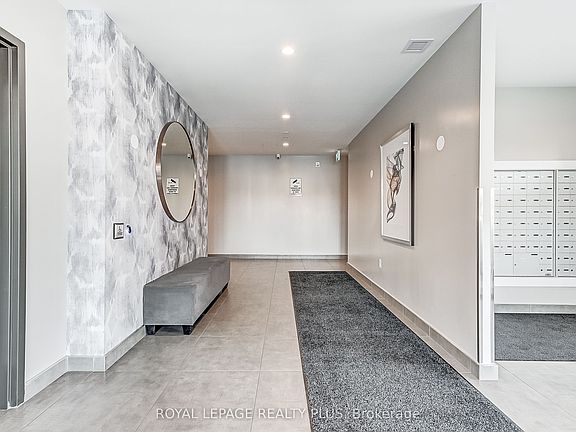 3rd image of 716 Main St E #708