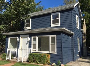 18 Arlington Rd, Fox Lake, IL 60020