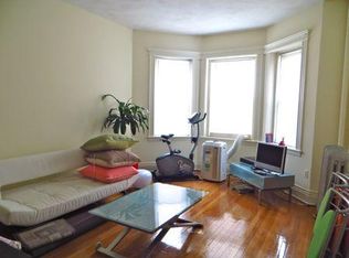 106 Queensberry St APT 4, Boston, MA 02215