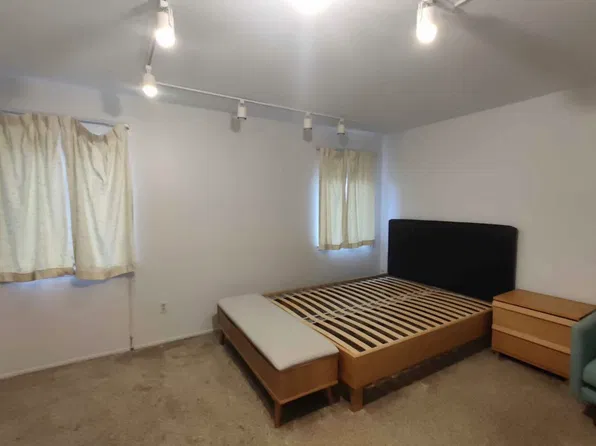 3004 Bolgos Cir #A, Ann Arbor, MI 48105