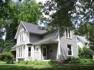 216 N 7th St, Delavan, WI 53115