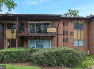 10025 Mosby Woods Dr APT 318, Fairfax, VA 22030