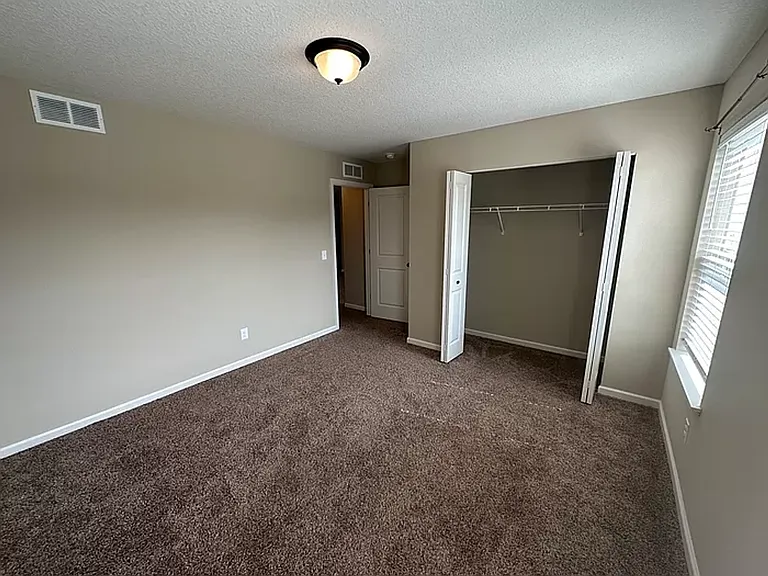 15134 Edgewood Ave — Photo 16