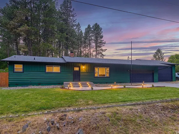 388 Genverna Gln, Grants Pass, OR 97527