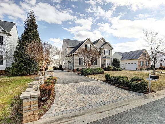 2nd image of 10152 Stags Leap Dr