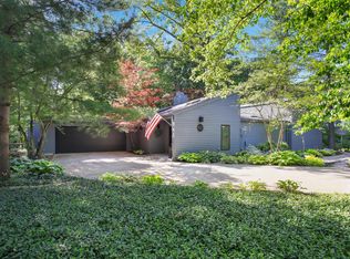 801 E Buckthorn Cir, Mahomet, IL