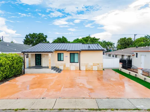 233 W 39th Pl, Hialeah, FL 33012