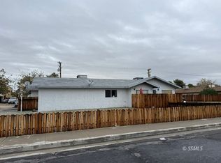 602 Commercial Ave, Ridgecrest, CA 93555