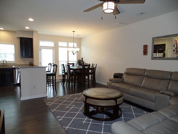 5th image of 8895 Ringview Dr