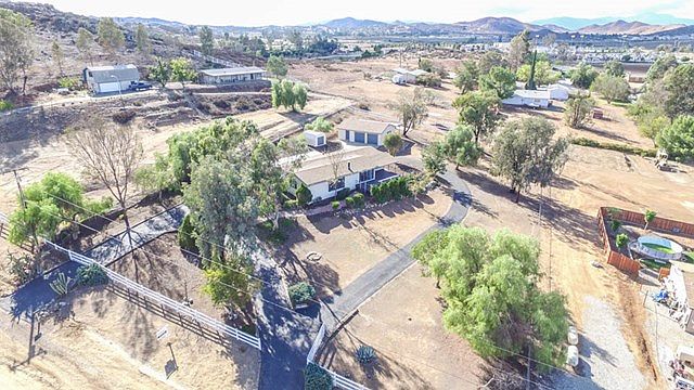 1st image of 31365 Pleasant Valley Ave