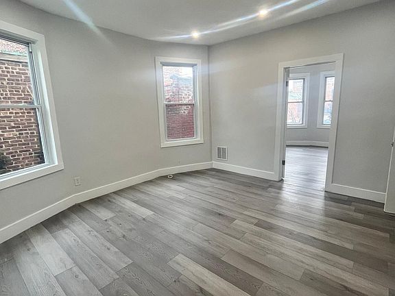 5th image of 174 Myrtle Ave #3