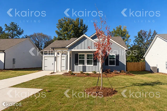 140 Silver Maple Ln