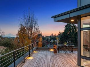 5300 NE 67th St, Seattle, WA 98115