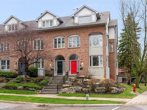 2nd image of 47 Windhaven Pl
