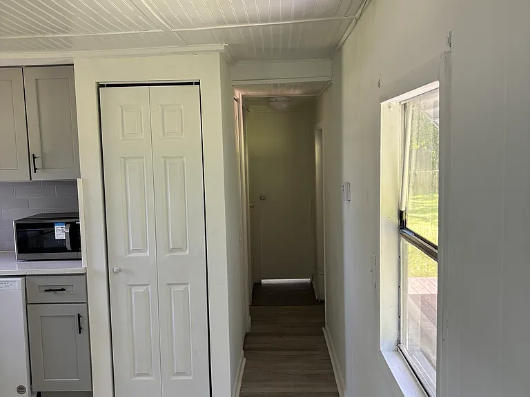 111 Jack Rd — Photo 4