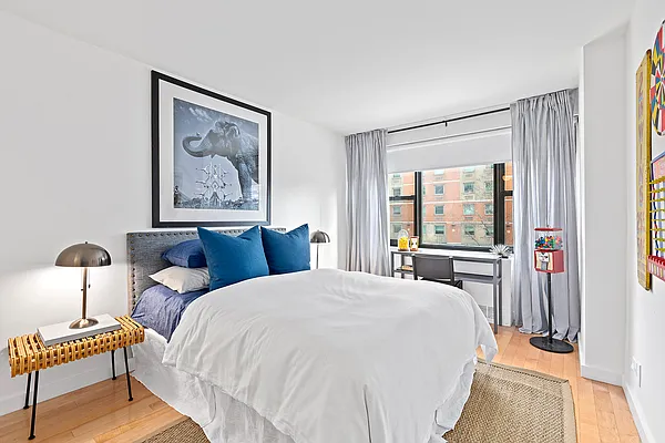 Sold by Compass | media 5