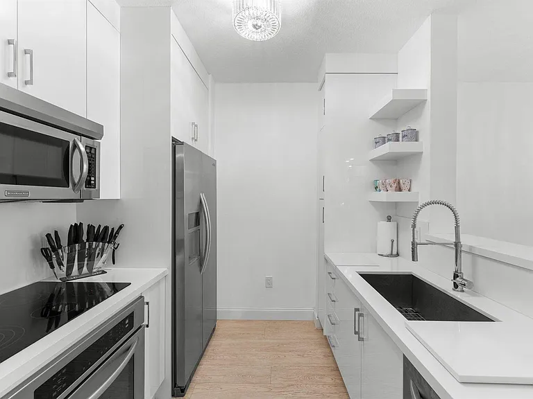 550 Okeechobee Blvd #612 — Photo 9