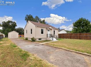 906 S Institute St, Colorado Springs, CO 80903