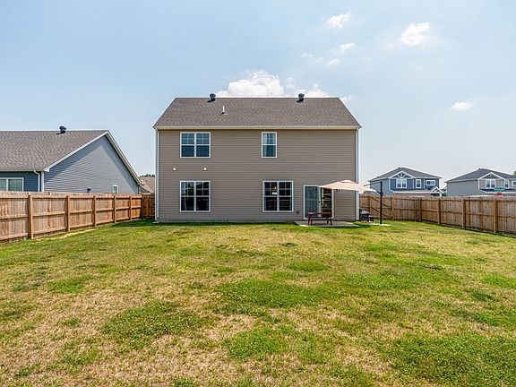 3rd image of 2455 Krauss Ct