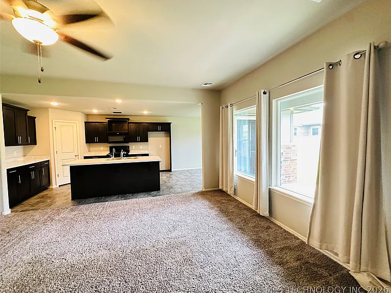 7316 S Joshua Ave — Photo 6