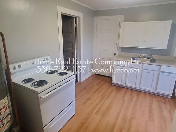 3rd image of 616-618 N Jackson Ave