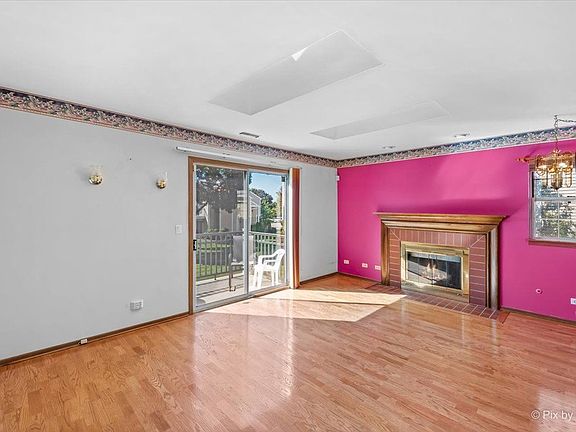 2nd image of 2035 Windemere Cir
