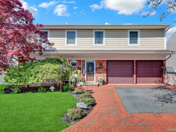3014 Davis Place, Oceanside, NY 11572