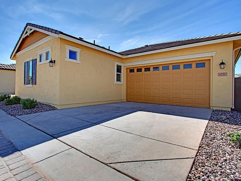 4290 E Cynthia St — Photo 52