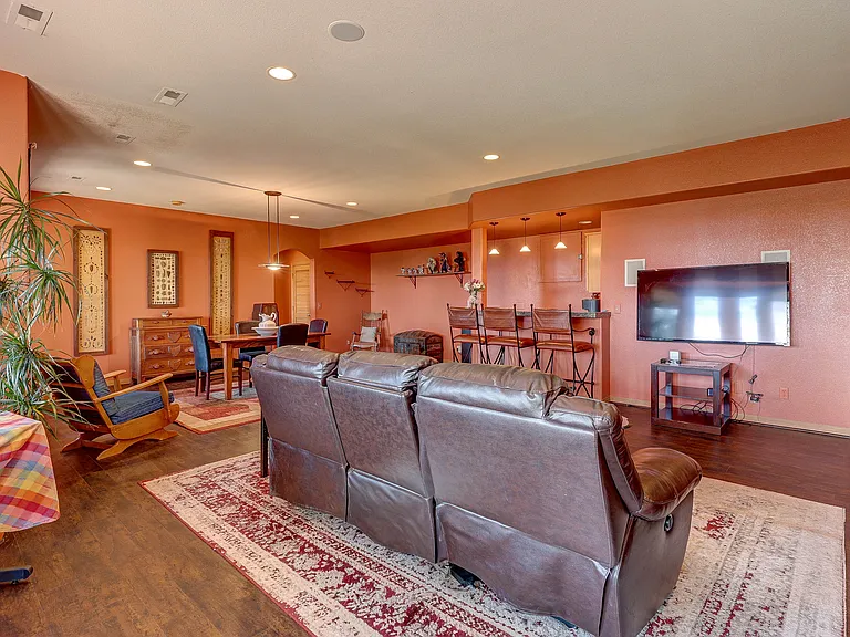 16175 Sandstone Dr — Photo 28