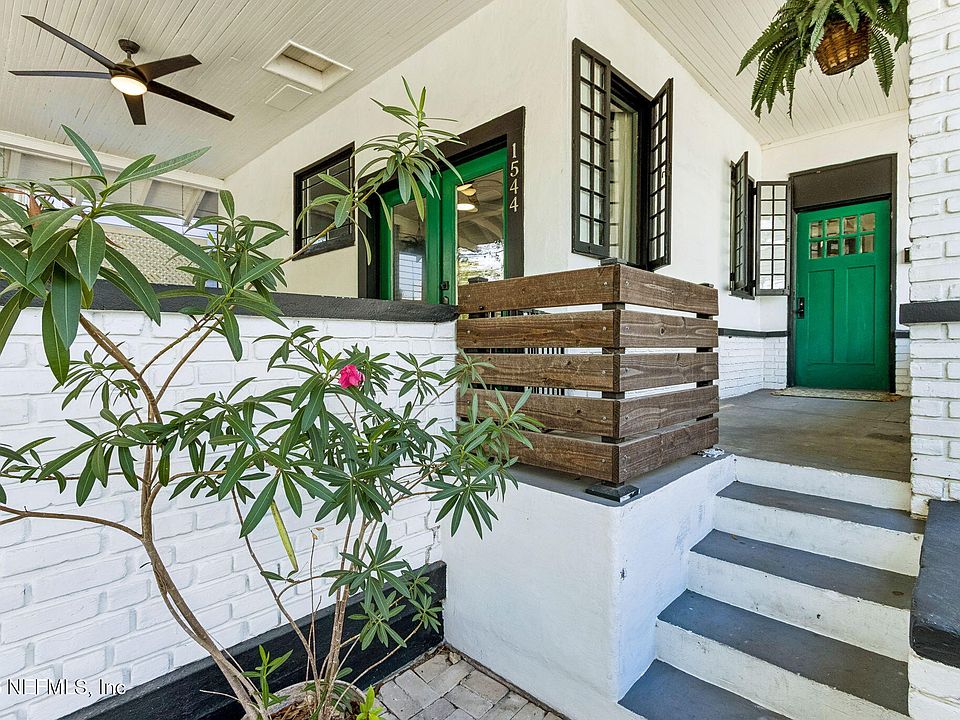 1st image of 1544 PERRY Street