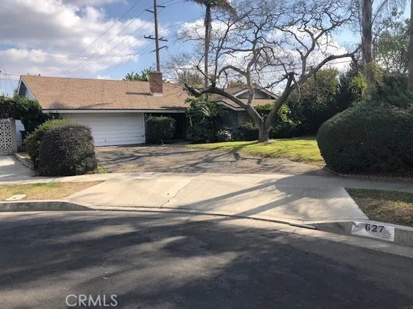 627 S Starboard St, Santa Ana, CA 92704