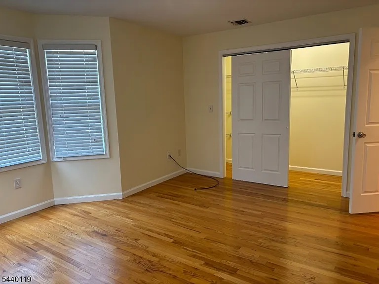 38 Henry St #A — Photo 21