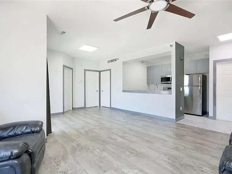 1760 SE La Grant Pkwy #35 — Photo 9