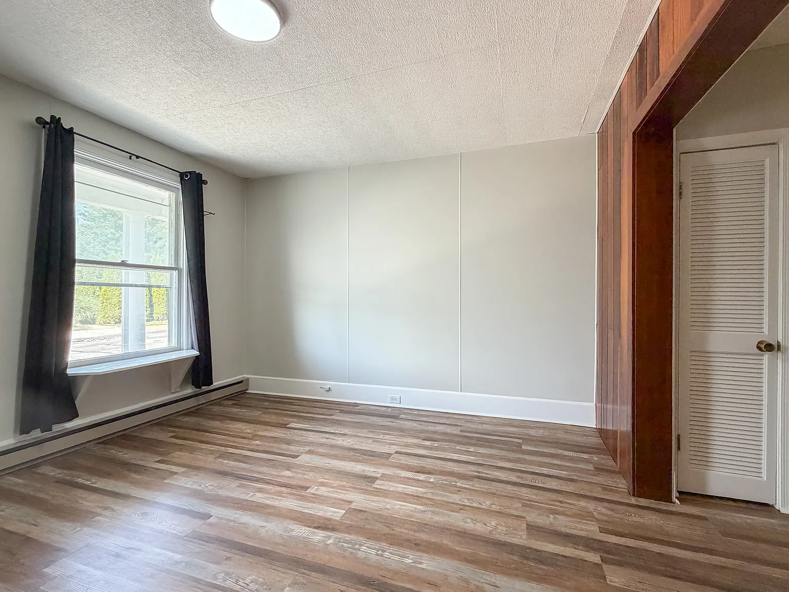 3 bed, 1336 sqft, $1,195 — Photo 3