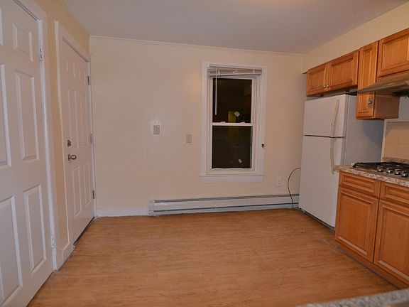 2nd image of 25 Farrington St #2