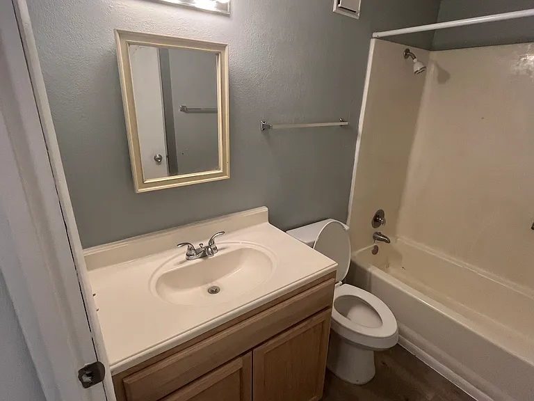 37904 Hillside Ln #4 — Photo 6