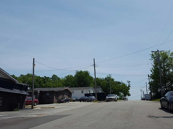 4th image of 9229 Bristol Ave