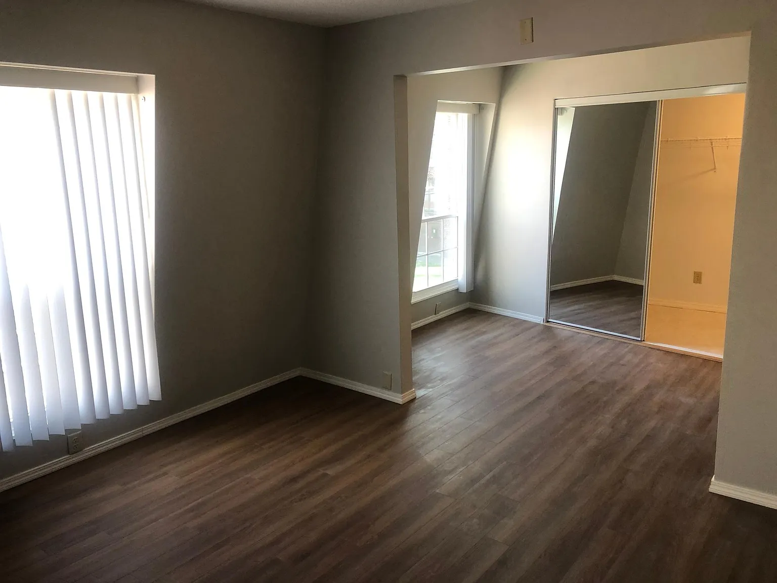Work At Home With Office Space — Photo 3