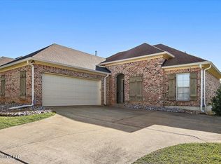 402 Greenfield Ridge Cir, Brandon, MS 39042