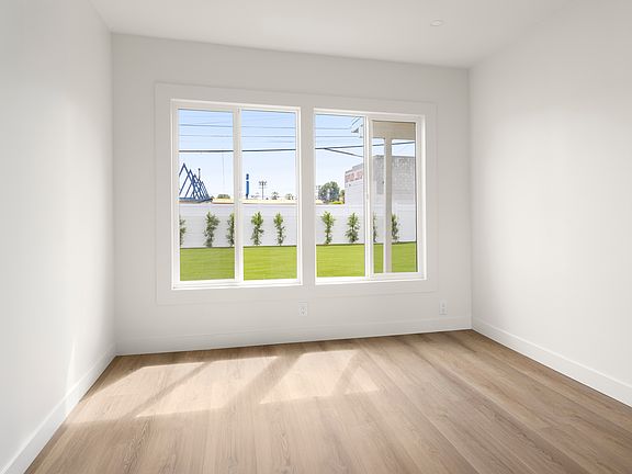 5th image of 8759 Snowden Ave