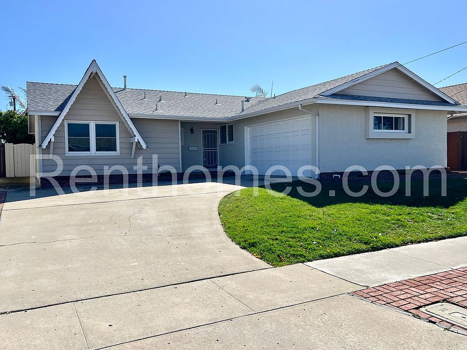 1st image of 4575 Mount Bigelow Dr