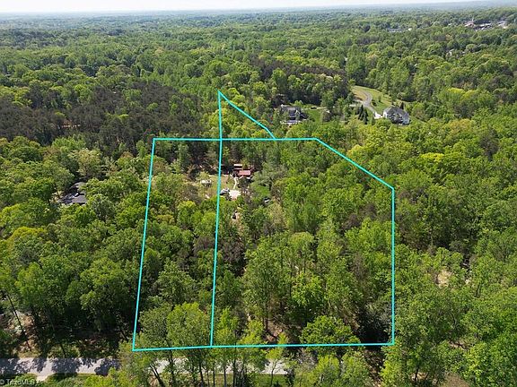 24th image of 7198 Spring Hill Rd