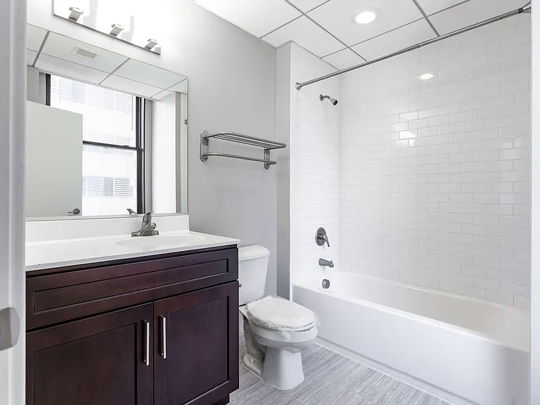Charming 1 Bedroom/1 Bathroom Apartment Unit in Downtown Baltimore, MD! Unit 416 — Photo 53