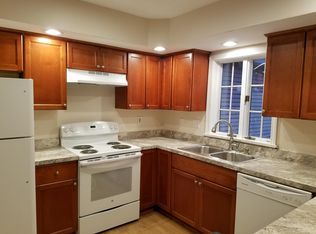 121 Jacob Rd, Southbury, CT 06488