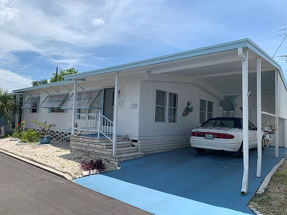 2nd image of 1375 Pasadena Ave S Lot 122