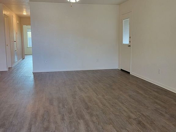 3rd image of 1202 Leah Dr