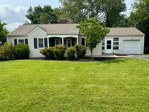 416 Townsend Rd Photo 1